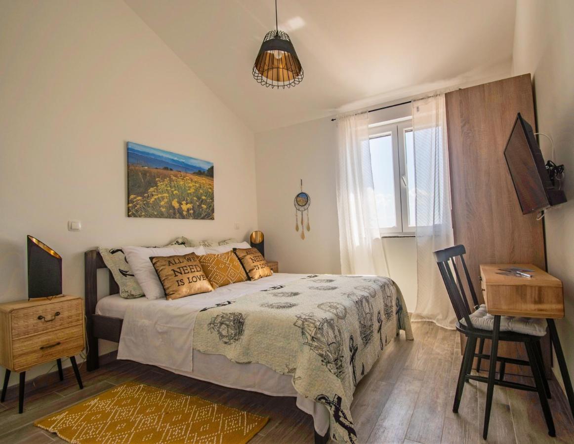 Olea Apartments Vir Exterior foto
